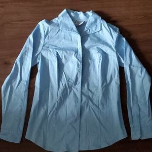 Women's dress shirt
